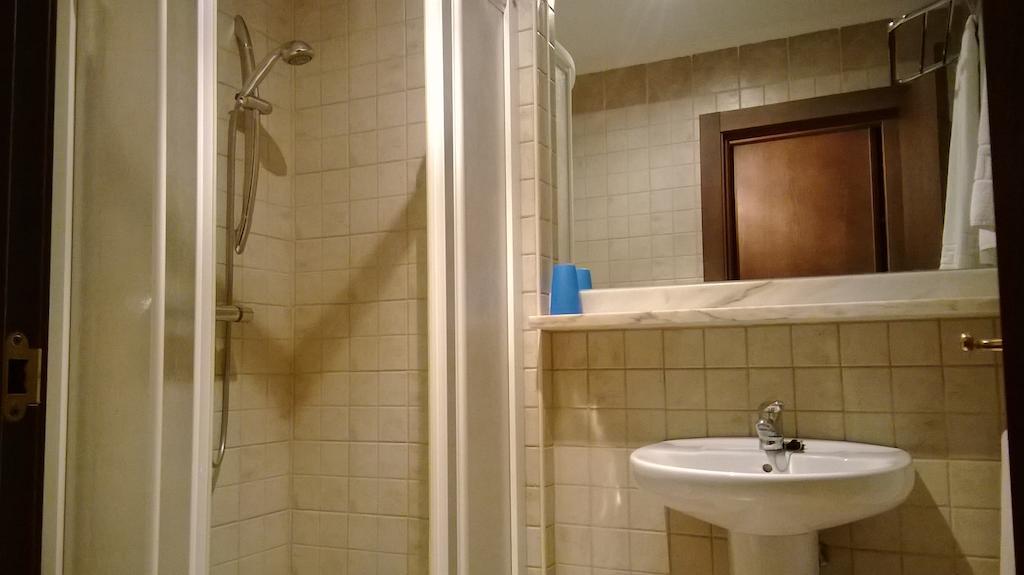 Castañares de Rioja Hostal Patron חדר תמונה