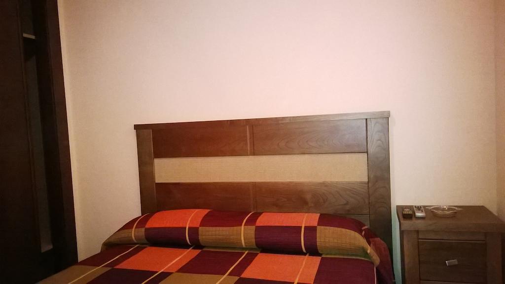 Castañares de Rioja Hostal Patron חדר תמונה